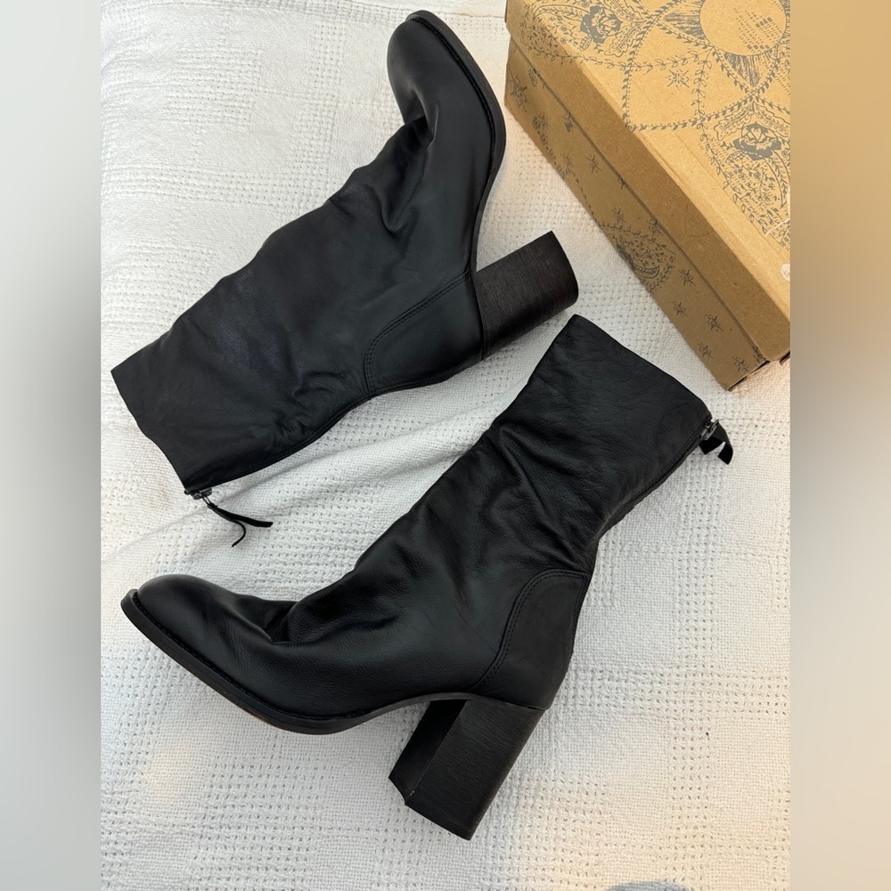 NEW Free People Elle Blocked Heeled - Picture 3 of 9